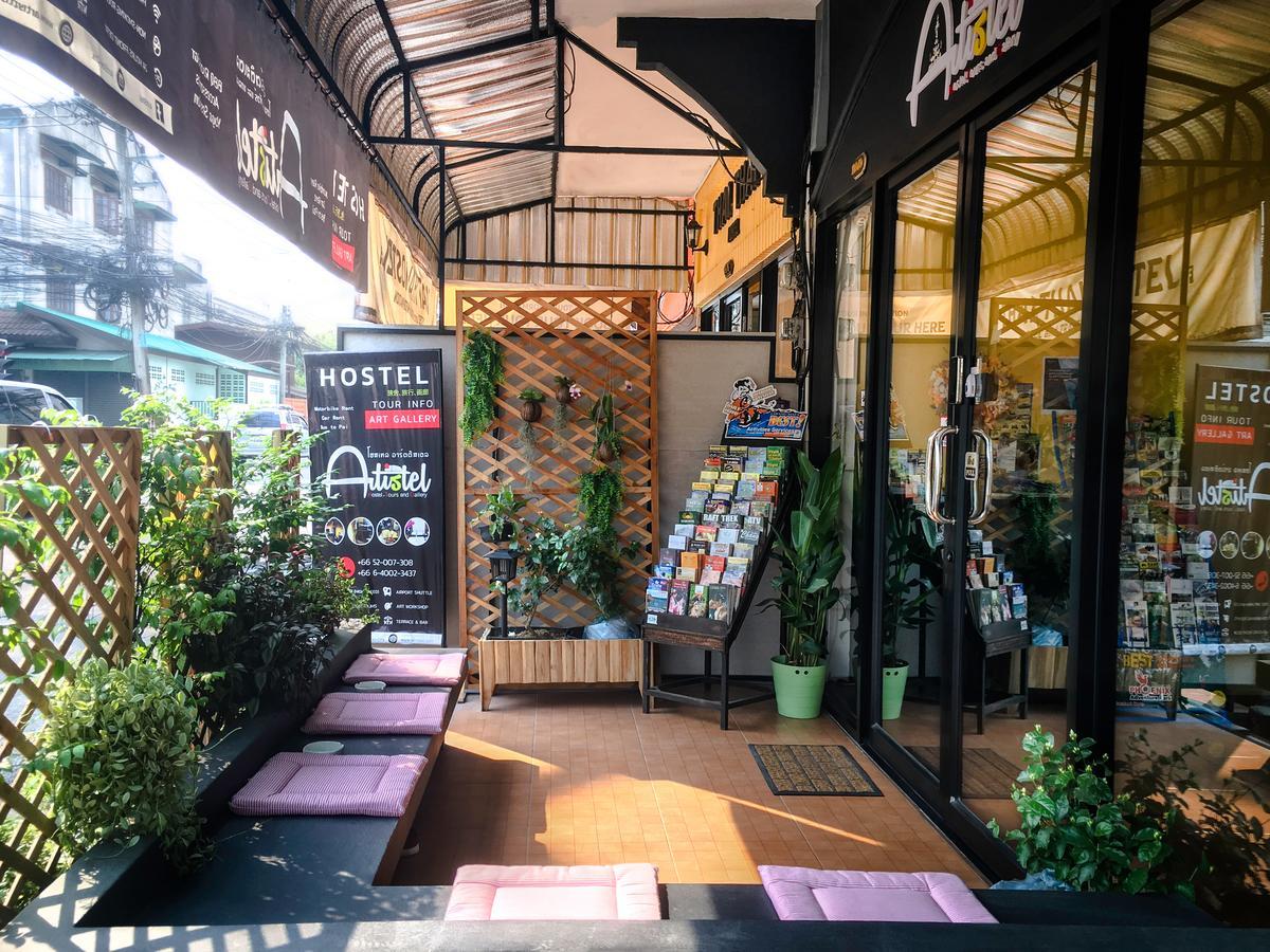 Artistel (Adults Only) Hostel Чиангмай Екстериор снимка