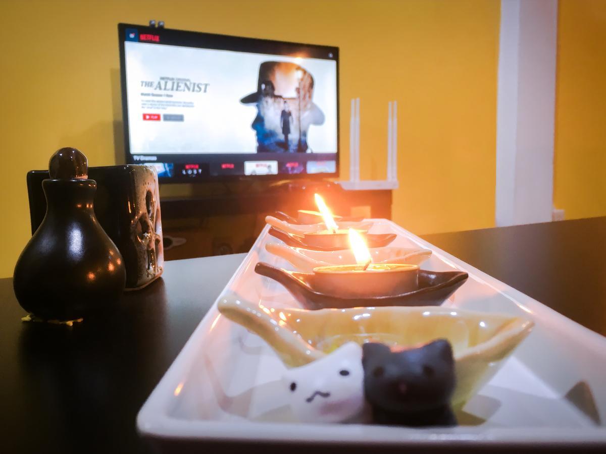 Artistel (Adults Only) Hostel Чиангмай Екстериор снимка