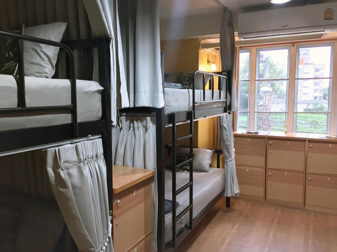 Artistel (Adults Only) Hostel Чиангмай Екстериор снимка